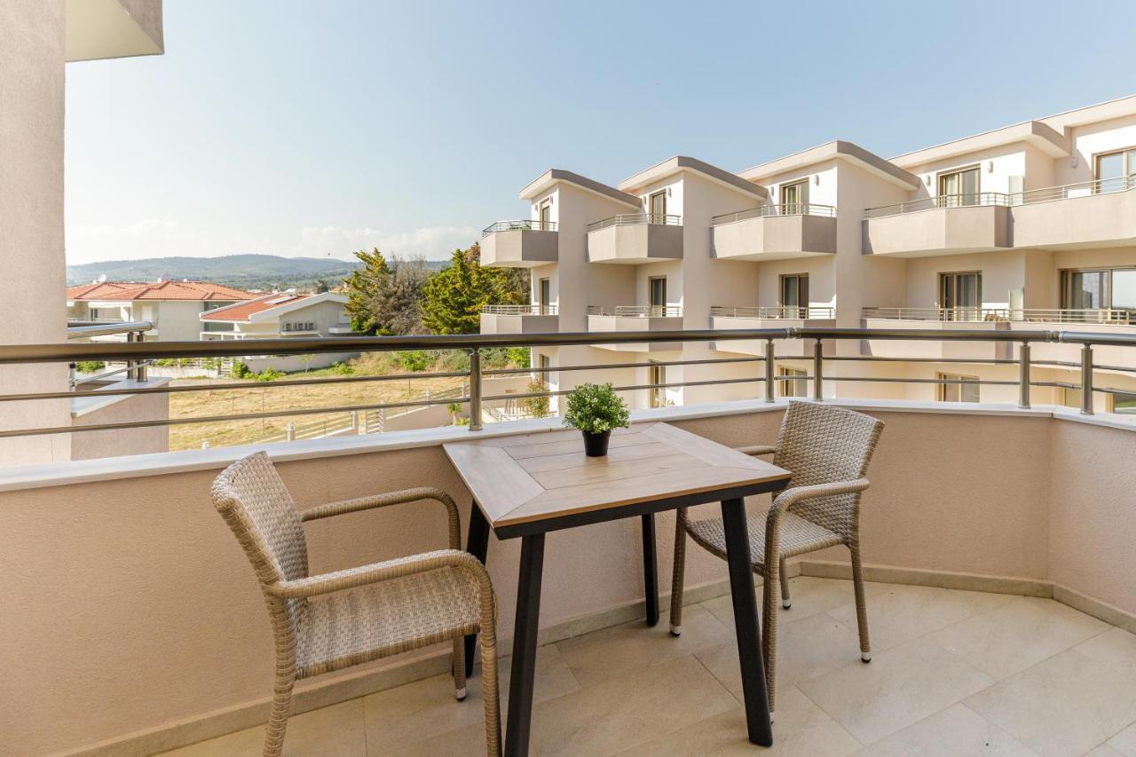 Aria Garden Suites Нікіті Екстер'єр фото