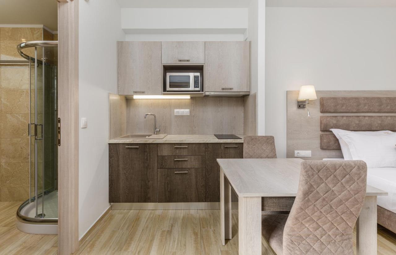 Aria Garden Suites Нікіті Екстер'єр фото